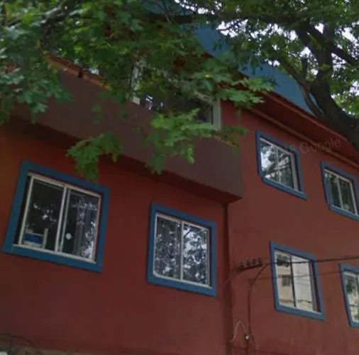 Kaza 24Hostel
